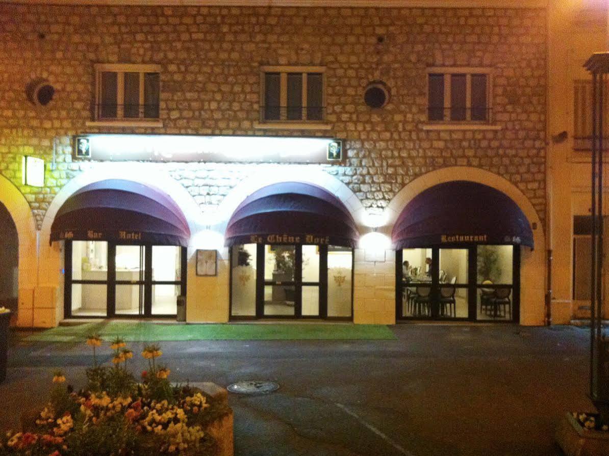 Logis Le Chene Dore La Loupe Bagian luar foto